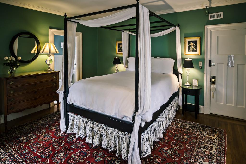 The Bertram Inn Brookline Buitenkant foto